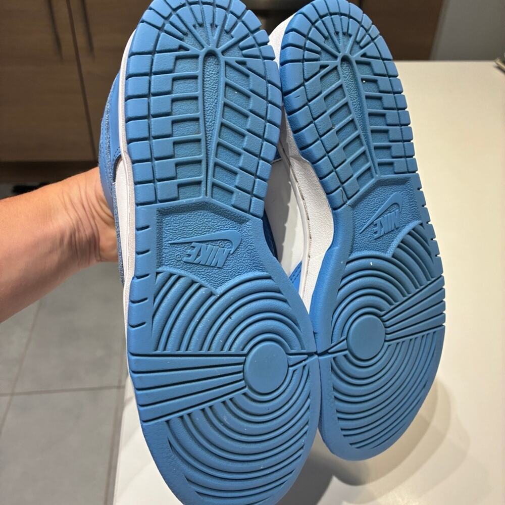 Nike Dunk Sneakers in Blue Beyond - Picture 6 of 8